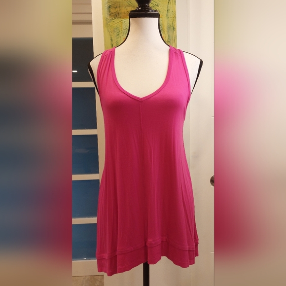 Cable & Gauge Tops - Cable & Gauge Fuchsia Sleeveless Tank Top